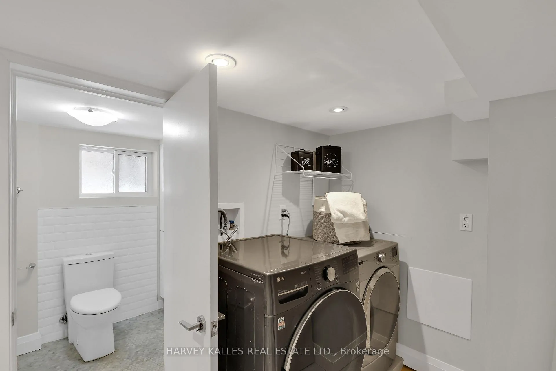 Photo 22 of 50 Elm Road, Toronto, Lawrence Park North — HOMEH