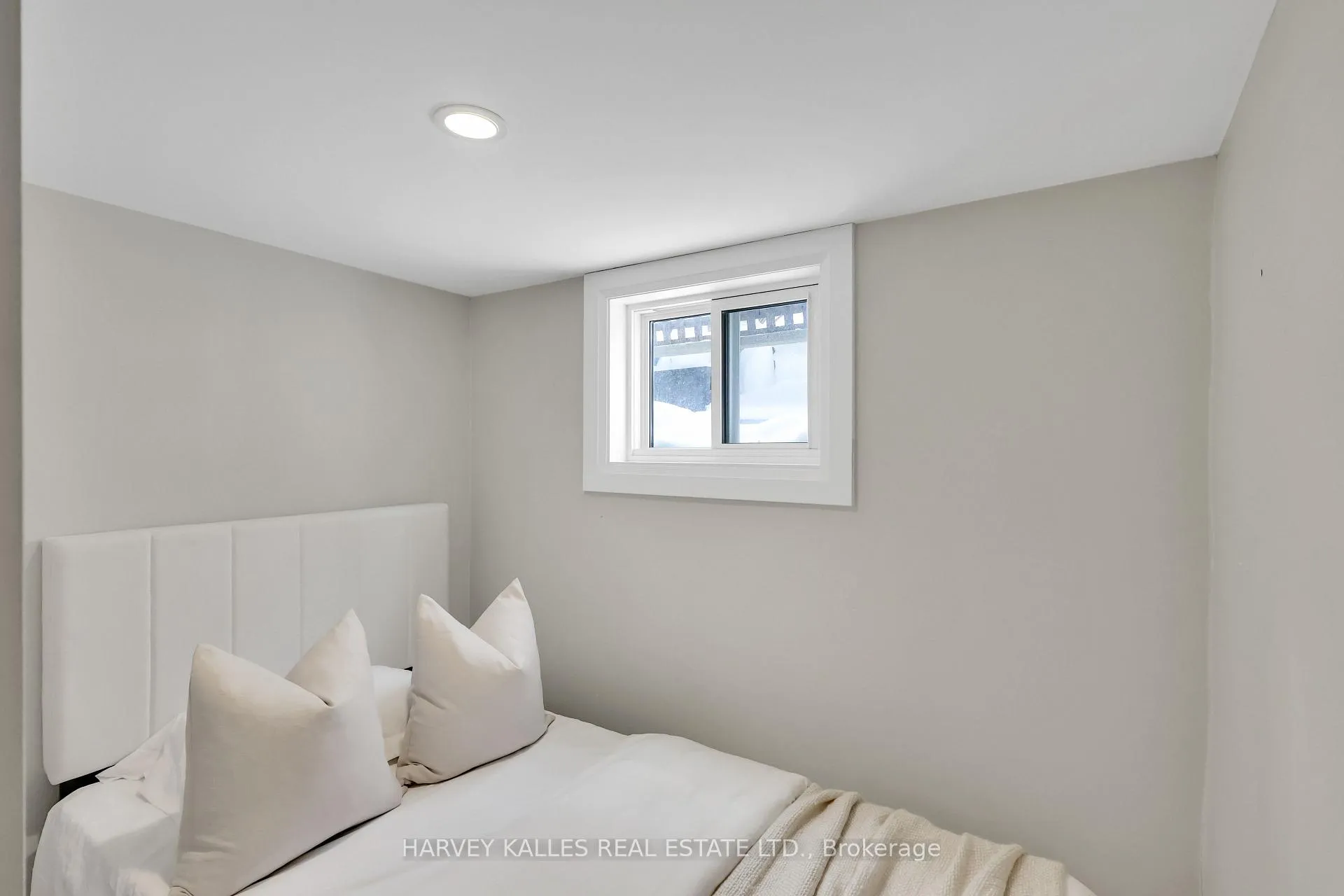 Photo 25 of 50 Elm Road, Toronto, Lawrence Park North — HOMEH
