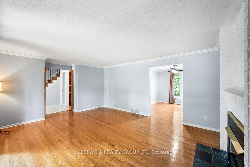 Photo 10 of 43 Parkglen Drive, Ottawa, Meadowlands/St. Claire Gardens — HOMEH