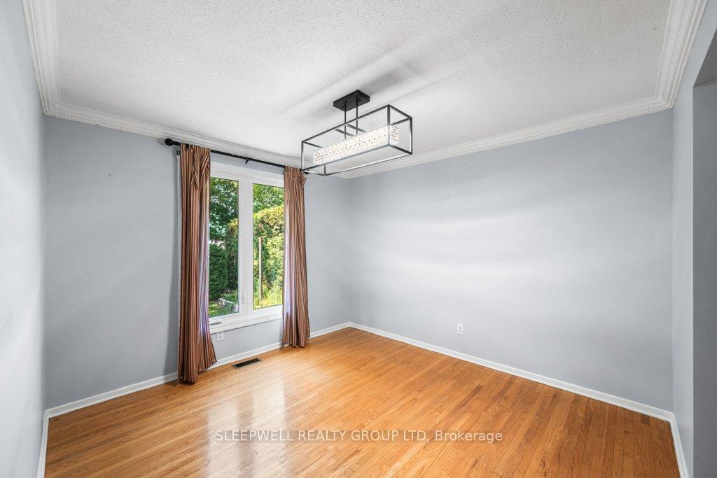 Photo 13 of 43 Parkglen Drive, Ottawa, Meadowlands/St. Claire Gardens — HOMEH