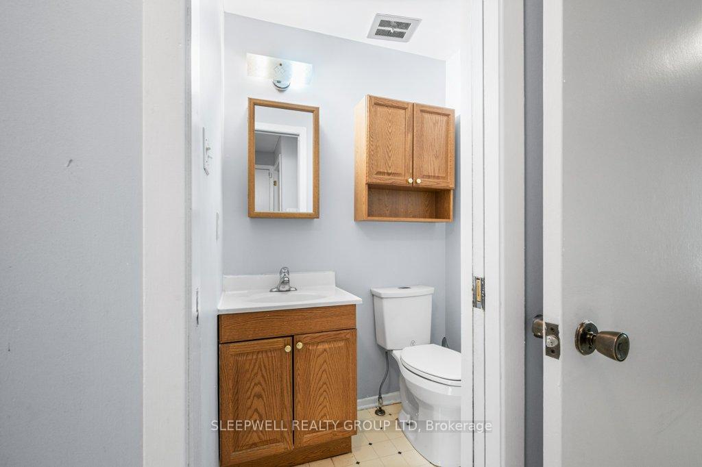 Photo 22 of 43 Parkglen Drive, Ottawa, Meadowlands/St. Claire Gardens — HOMEH
