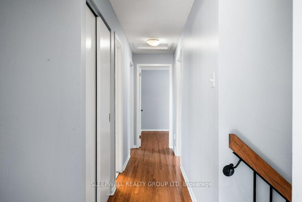 Photo 24 of 43 Parkglen Drive, Ottawa, Meadowlands/St. Claire Gardens — HOMEH