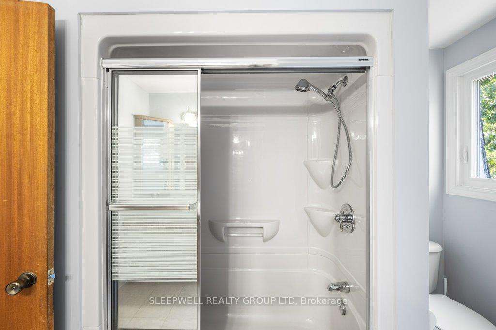 Photo 37 of 43 Parkglen Drive, Ottawa, Meadowlands/St. Claire Gardens — HOMEH