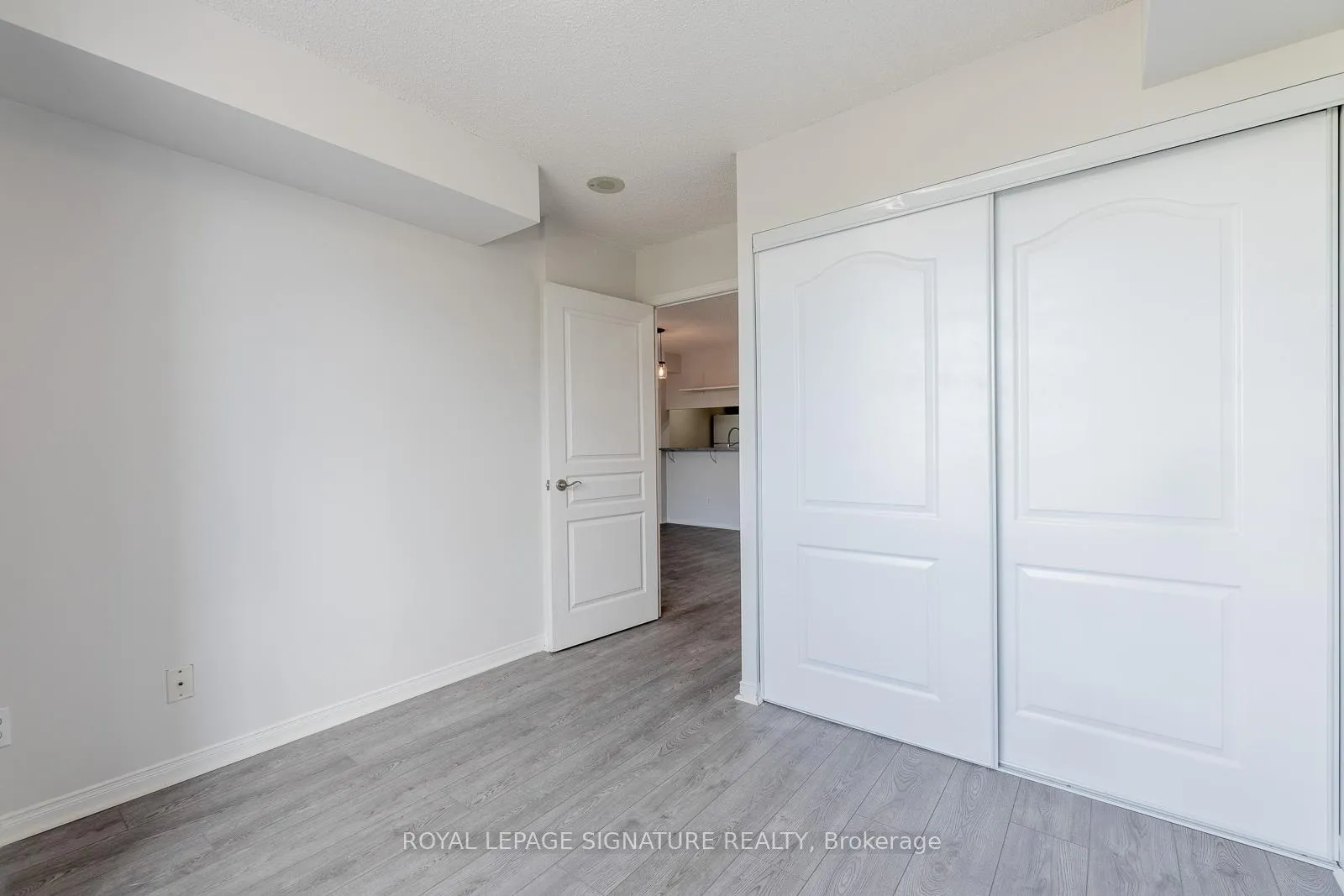 Photo 8 of Unit 317, 1733 Queen Street E, Toronto, The Beaches — HOMEH