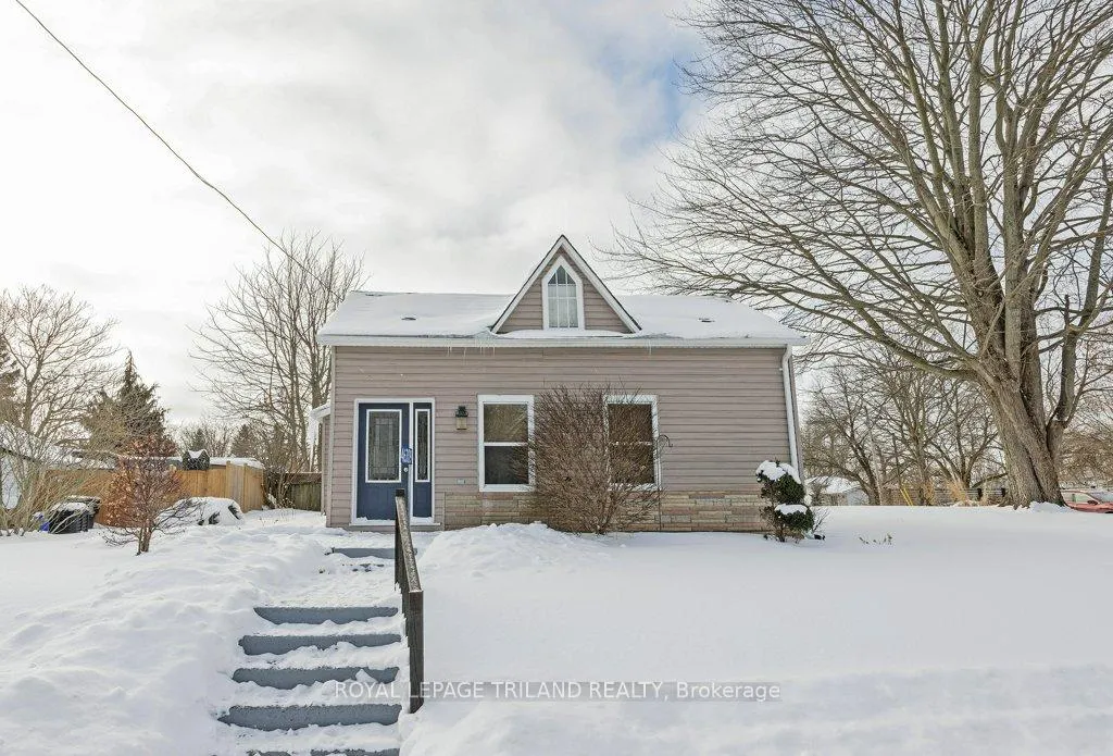 Photo 1 of 46309 Sparta Line, Central Elgin, Sparta — HOMEH