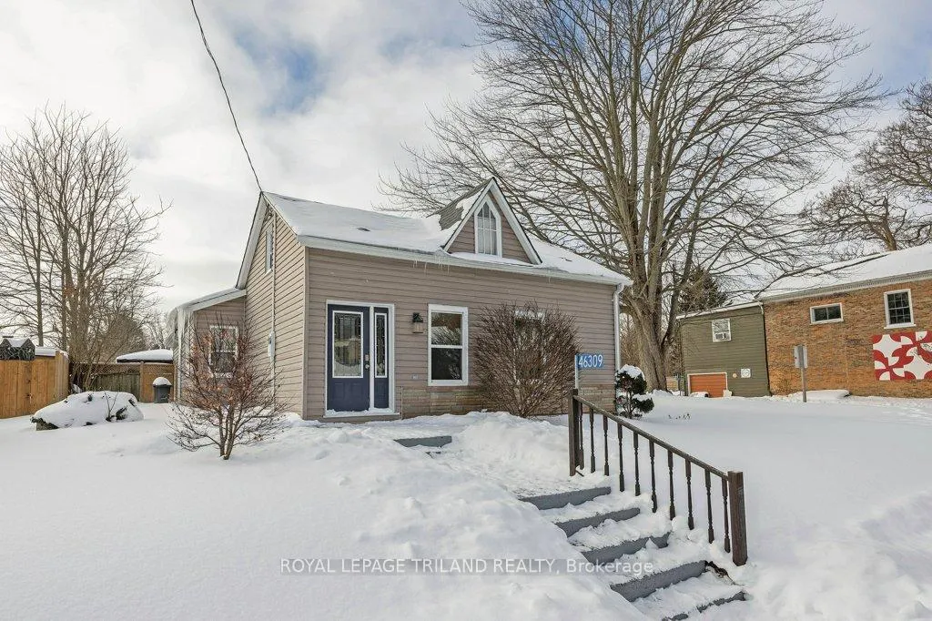 Photo 2 of 46309 Sparta Line, Central Elgin, Sparta — HOMEH
