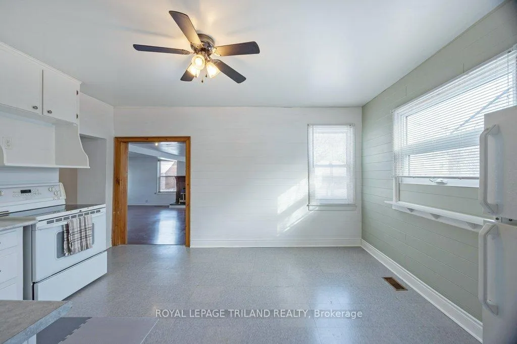 Photo 11 of 46309 Sparta Line, Central Elgin, Sparta — HOMEH