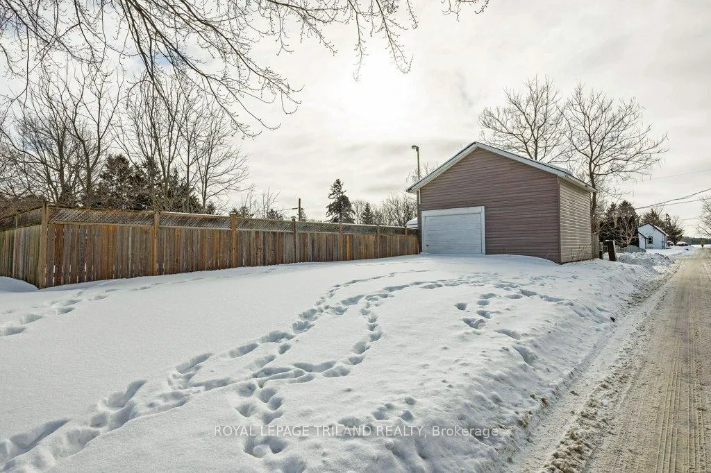 Photo 27 of 46309 Sparta Line, Central Elgin, Sparta — HOMEH