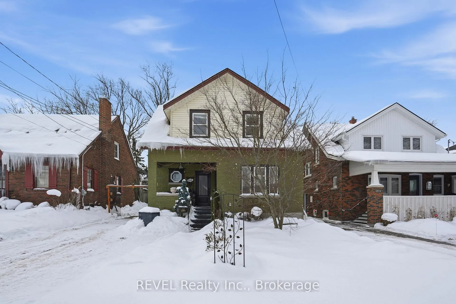 Photo 1 of 4908 Simcoe Street, Niagara Falls, Cherrywood — HOMEH