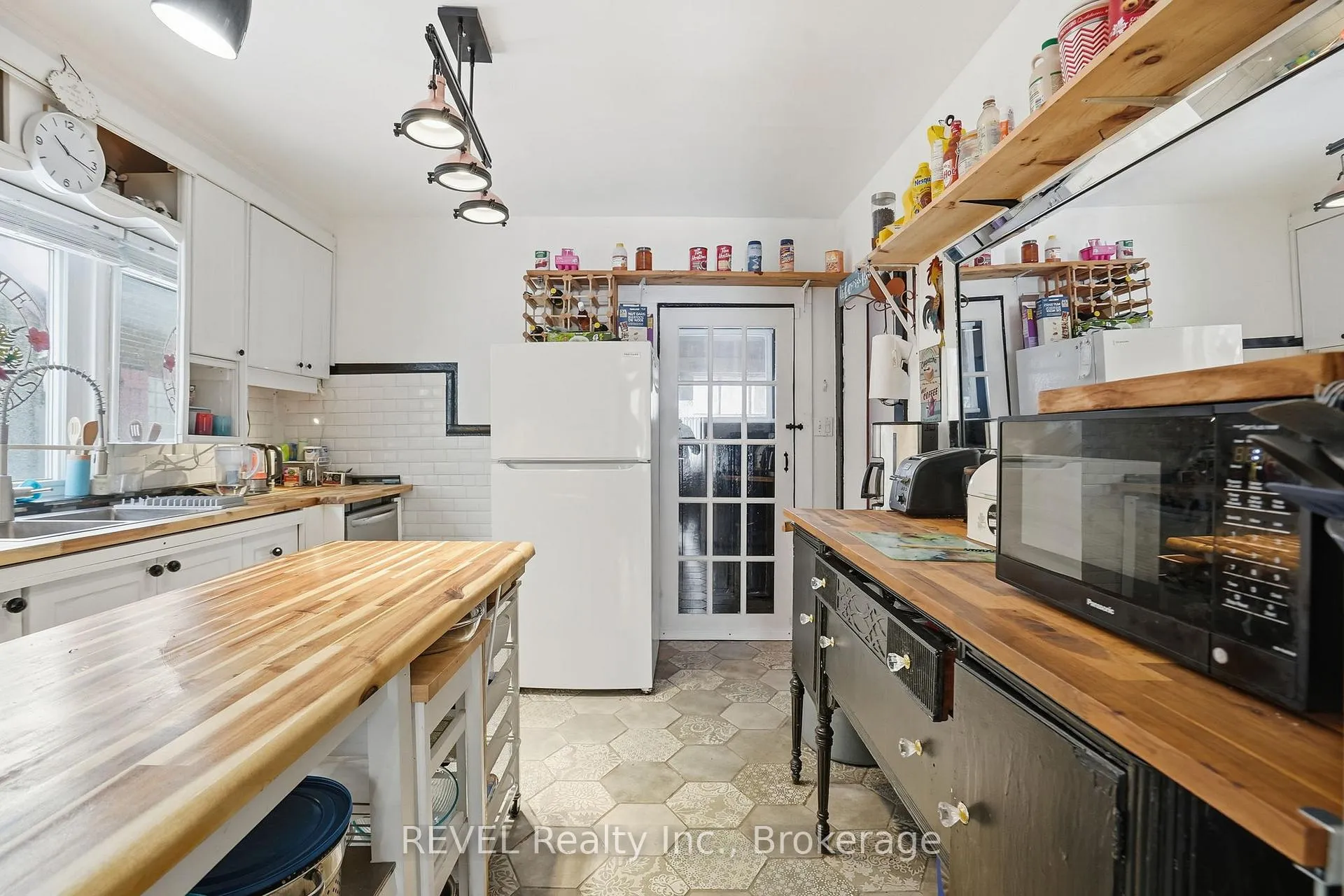 Photo 17 of 4908 Simcoe Street, Niagara Falls, Cherrywood — HOMEH