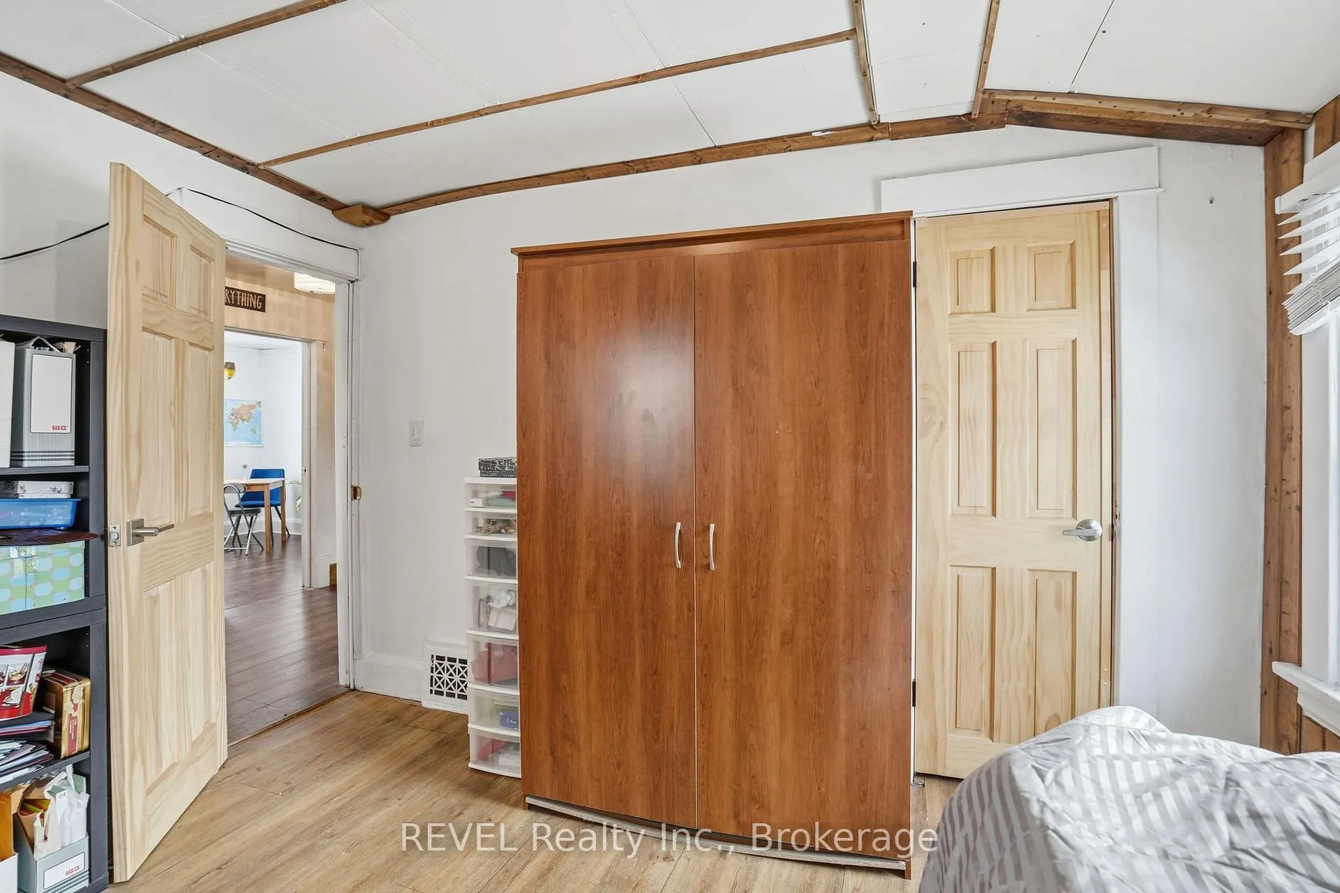 Photo 26 of 4908 Simcoe Street, Niagara Falls, Cherrywood — HOMEH