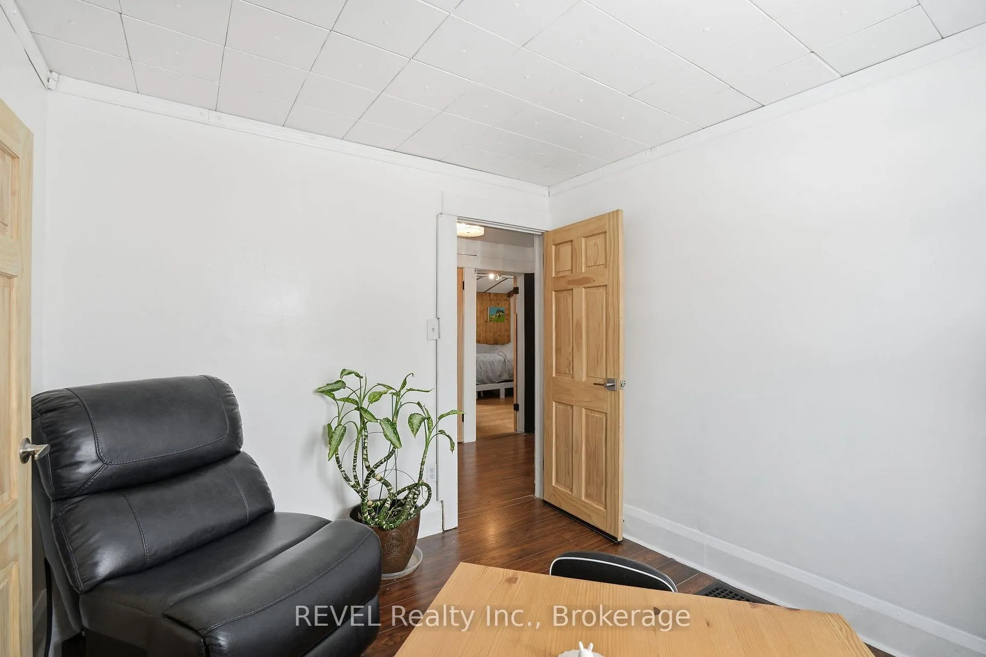 Photo 32 of 4908 Simcoe Street, Niagara Falls, Cherrywood — HOMEH