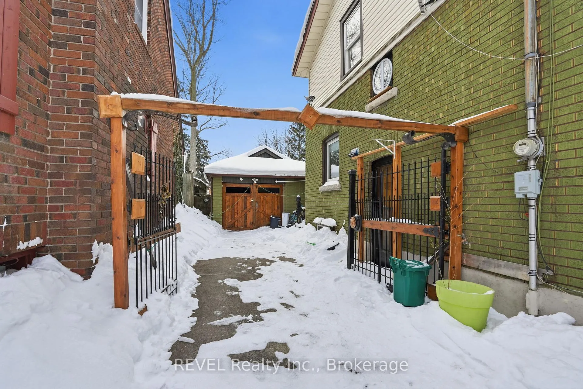 Photo 43 of 4908 Simcoe Street, Niagara Falls, Cherrywood — HOMEH