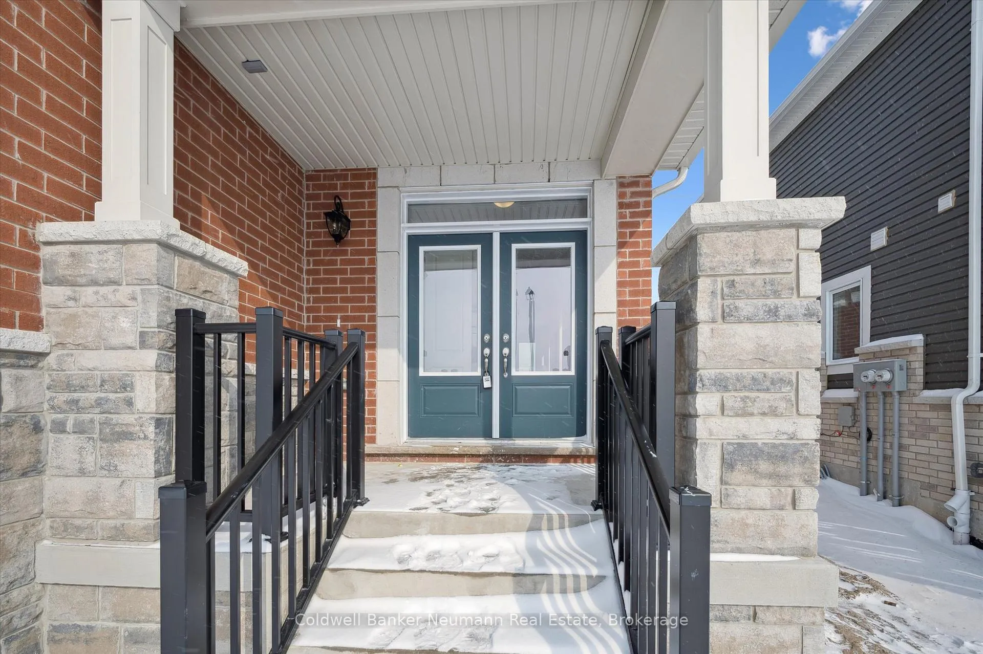 Photo 2 of 234 Stamson Street, Kitchener — HOMEH