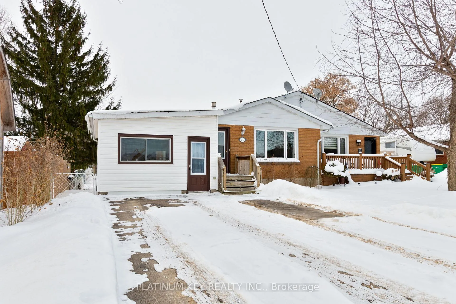 Photo 3 of 237A Stella Avenue, Southwest Middlesex, Glencoe — HOMEH