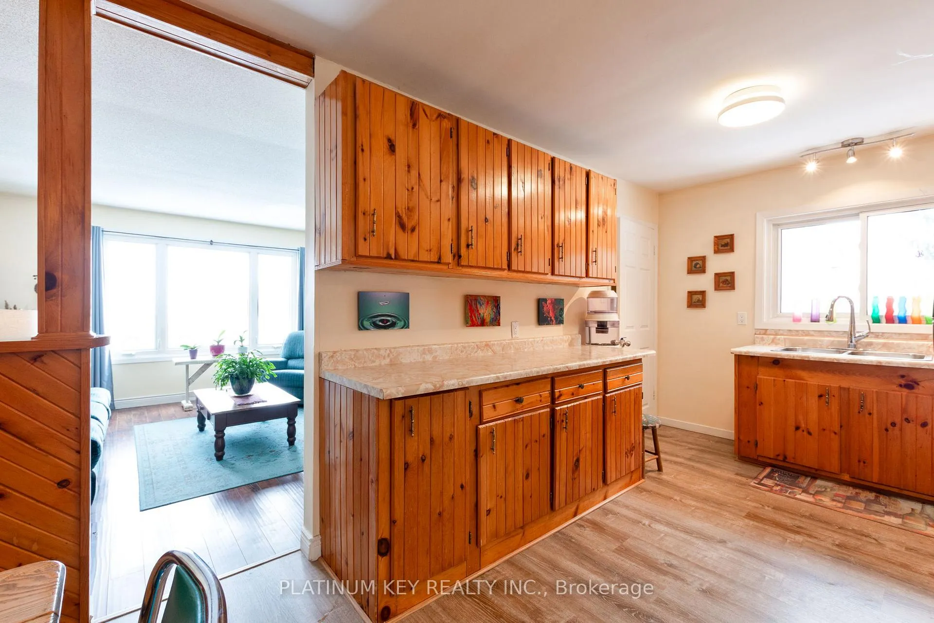 Photo 9 of 237A Stella Avenue, Southwest Middlesex, Glencoe — HOMEH