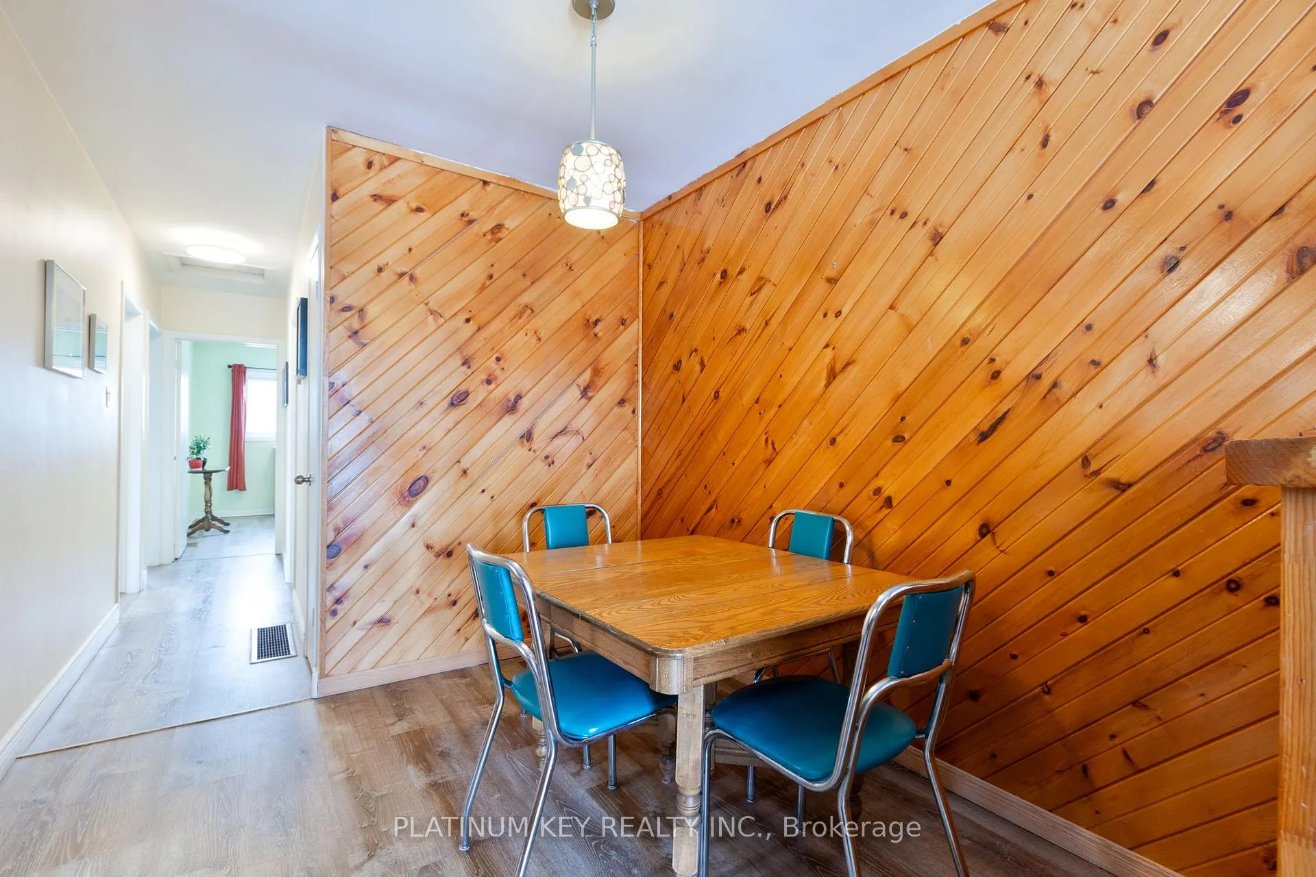 Photo 14 of 237A Stella Avenue, Southwest Middlesex, Glencoe — HOMEH