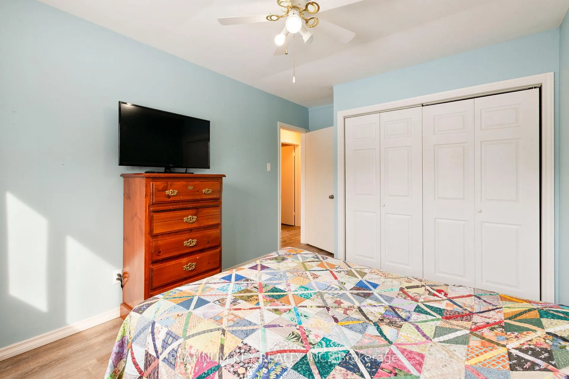 Photo 16 of 237A Stella Avenue, Southwest Middlesex, Glencoe — HOMEH