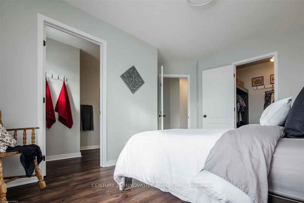 Photo 14 of 625 Walters Street, Kingston, Kingston East (Incl Barret Crt) — HOMEH