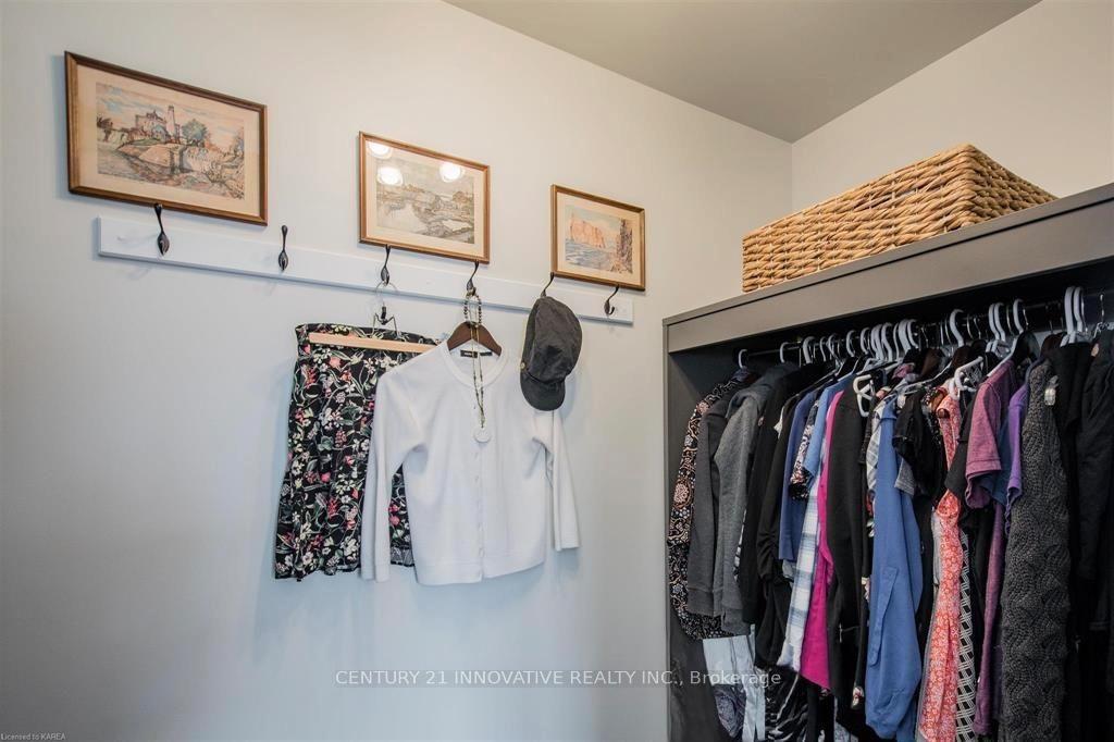 Photo 17 of 625 Walters Street, Kingston, Kingston East (Incl Barret Crt) — HOMEH