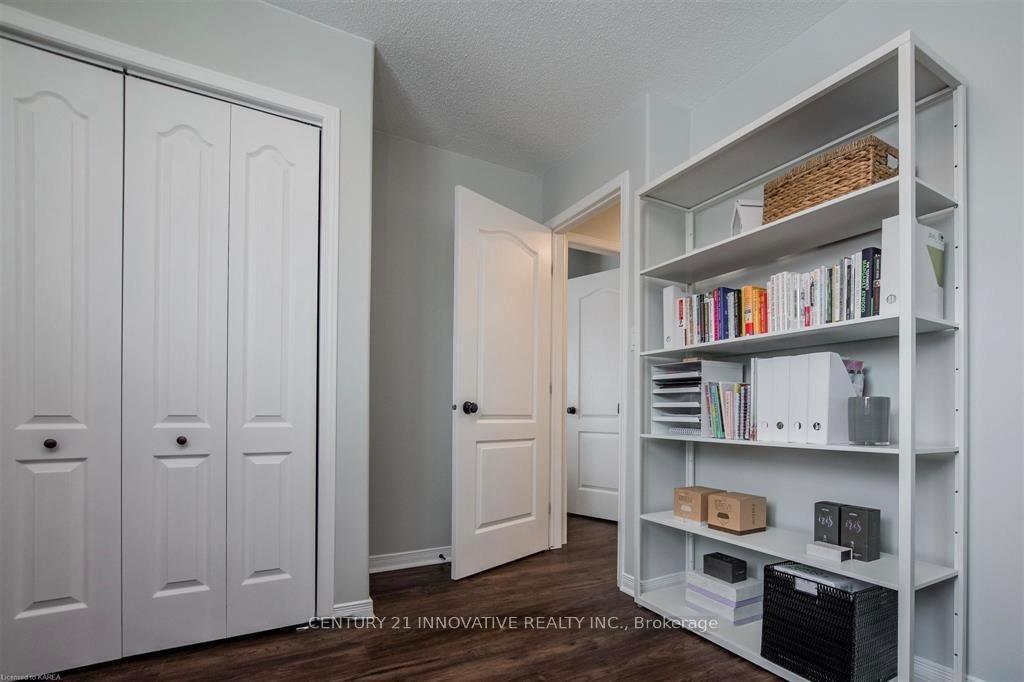 Photo 22 of 625 Walters Street, Kingston, Kingston East (Incl Barret Crt) — HOMEH