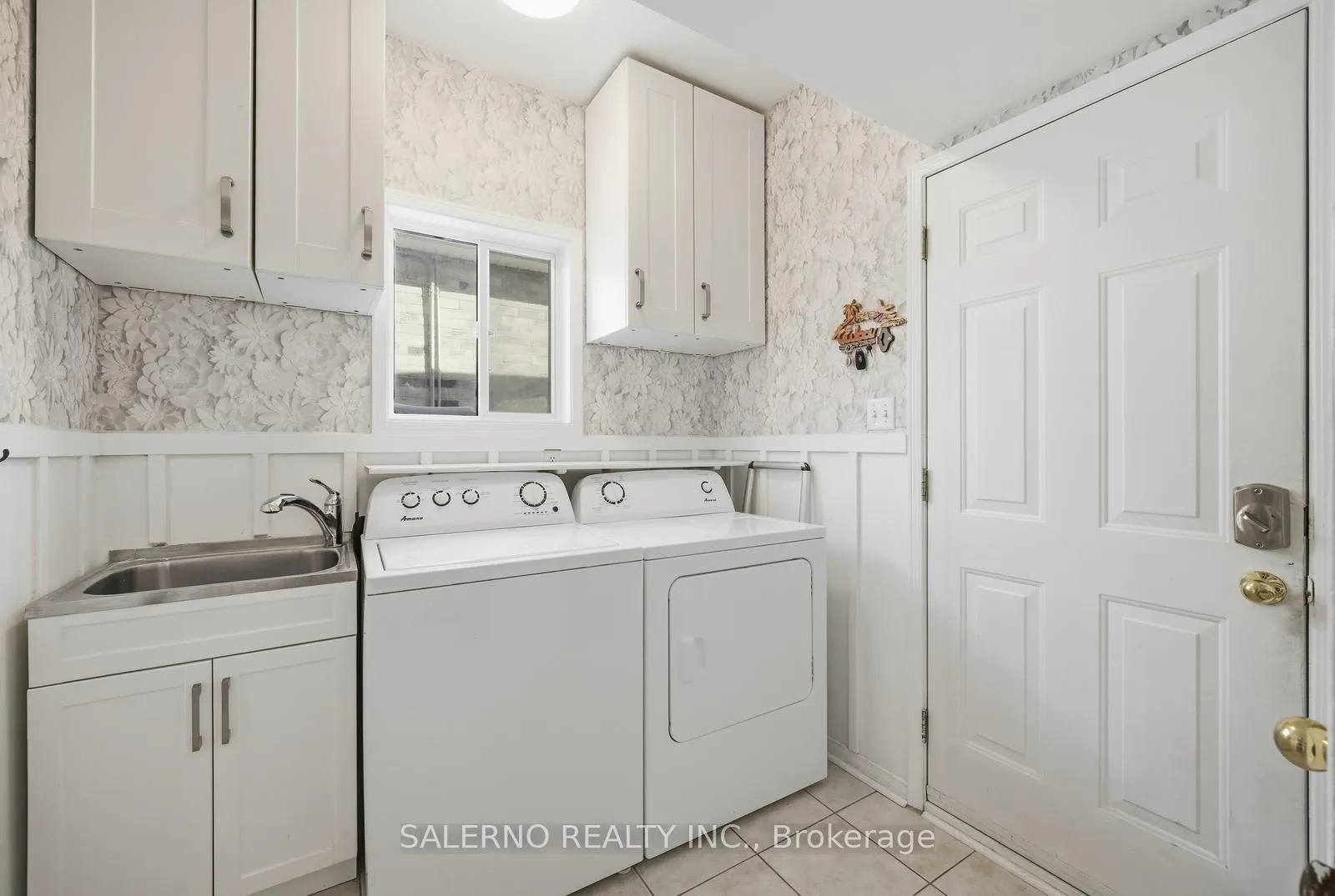Photo 24 of 1973 Emerald Court, Innisfil, Alcona — HOMEH