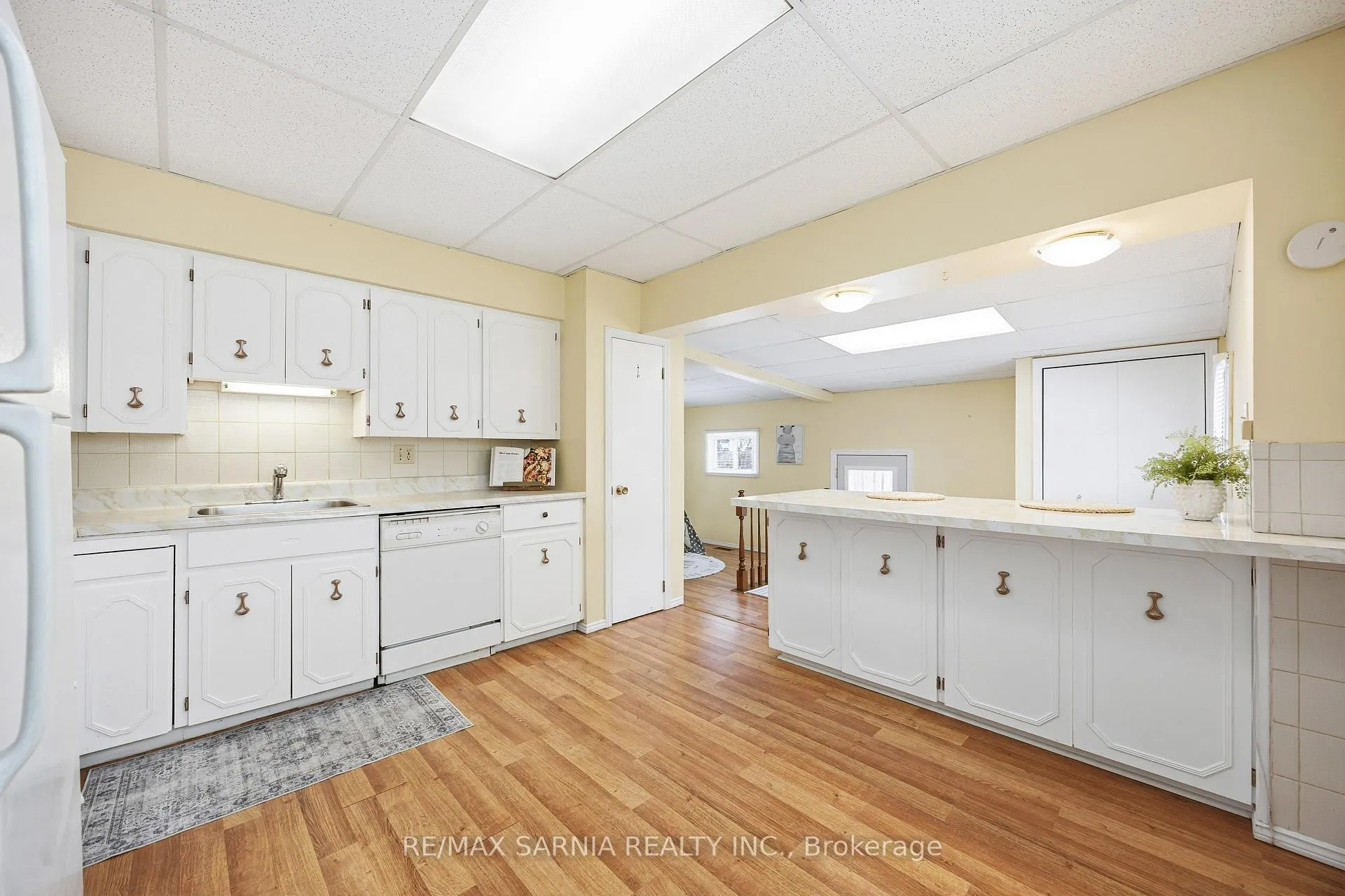 Photo 13 of 216 Vidal Street S, Sarnia — HOMEH