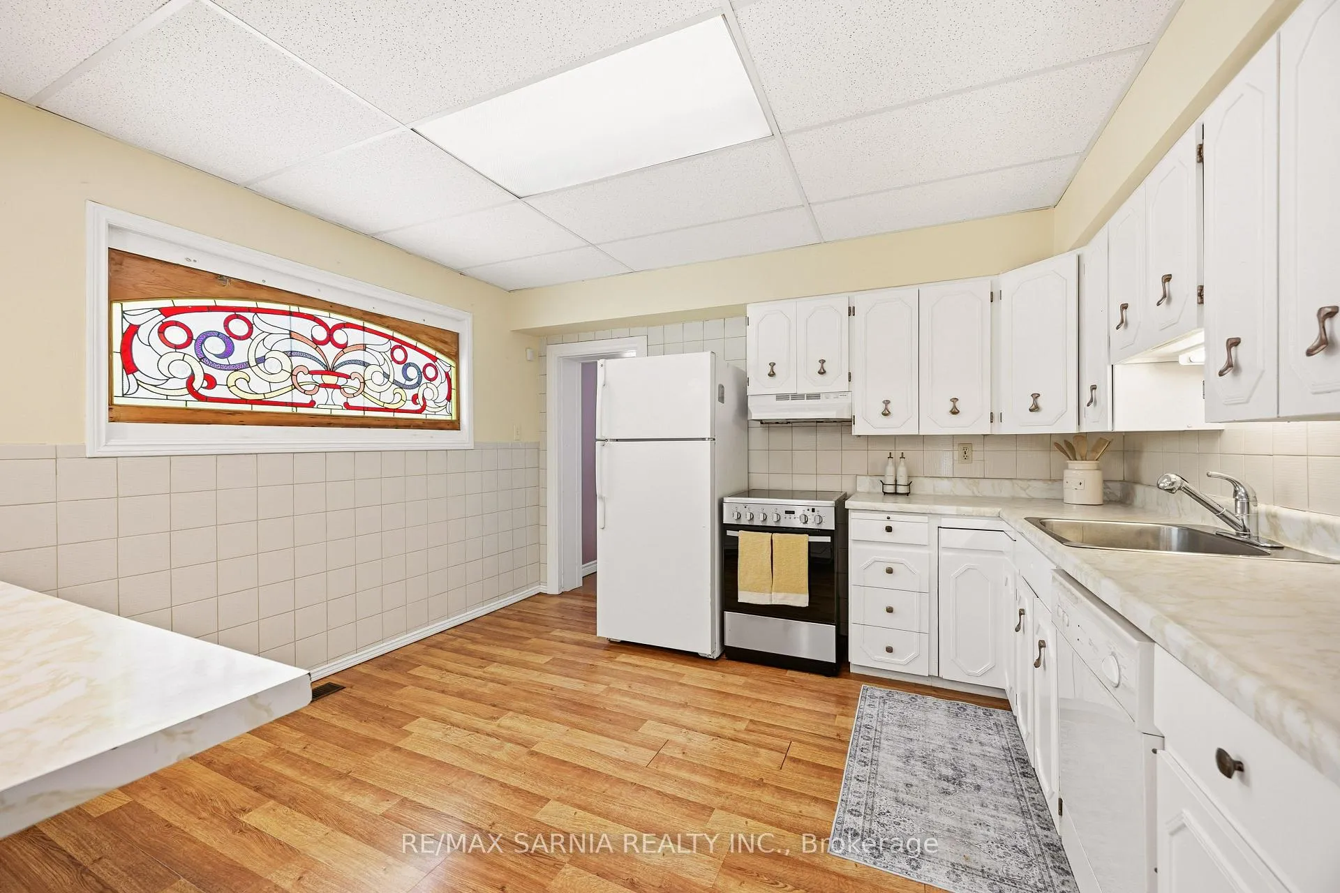 Photo 15 of 216 Vidal Street S, Sarnia — HOMEH