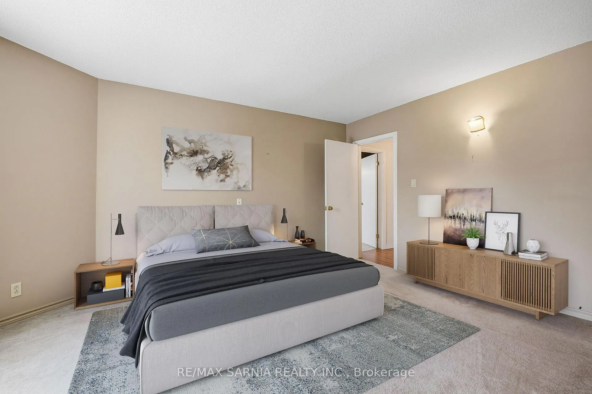 Photo 32 of 216 Vidal Street S, Sarnia — HOMEH