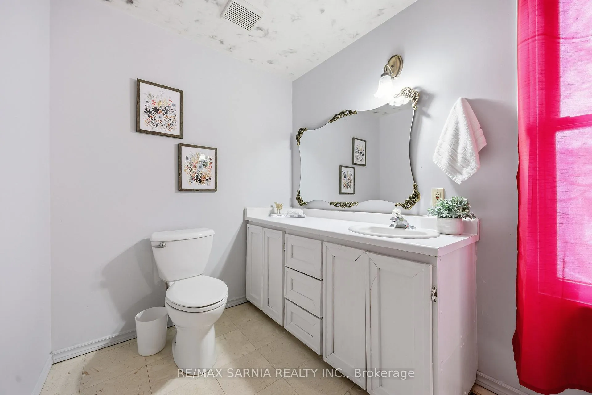Photo 40 of 216 Vidal Street S, Sarnia — HOMEH