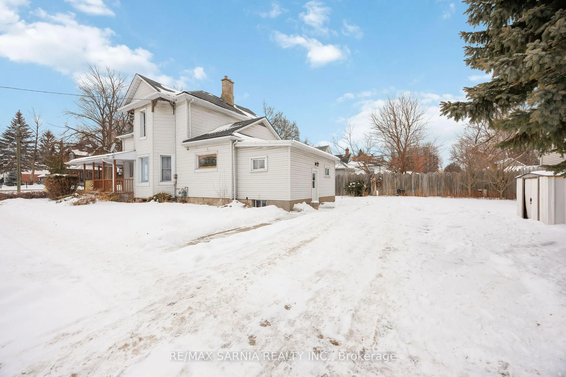 Photo 43 of 216 Vidal Street S, Sarnia — HOMEH