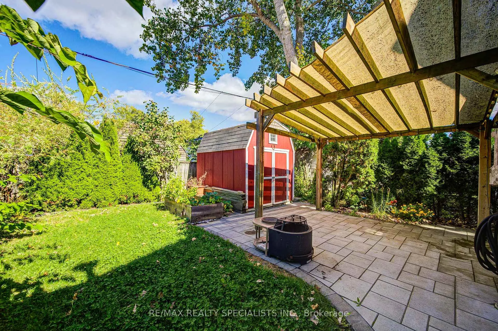 Photo 37 of 9 Grandview Drive, St. Catharines, Port Weller — HOMEH