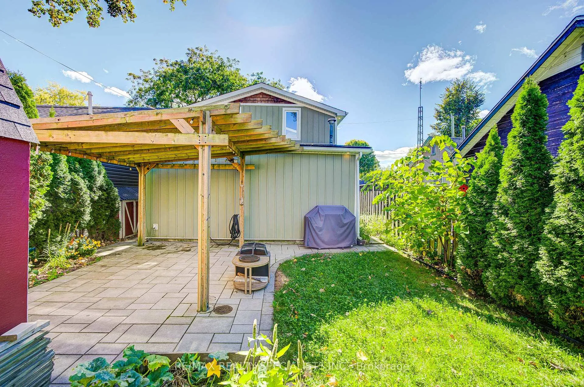 Photo 39 of 9 Grandview Drive, St. Catharines, Port Weller — HOMEH