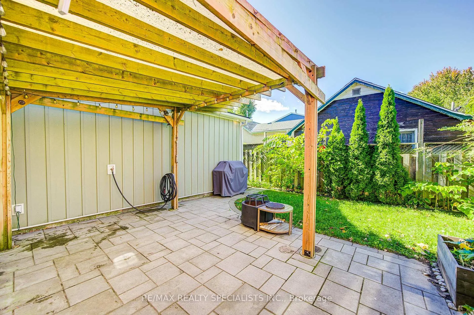 Photo 40 of 9 Grandview Drive, St. Catharines, Port Weller — HOMEH
