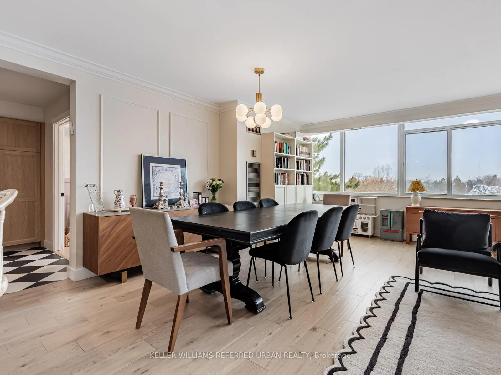 Photo 4 of Unit 412, 3000 Bathurst Street, Toronto, Englemount-Lawrence — HOMEH