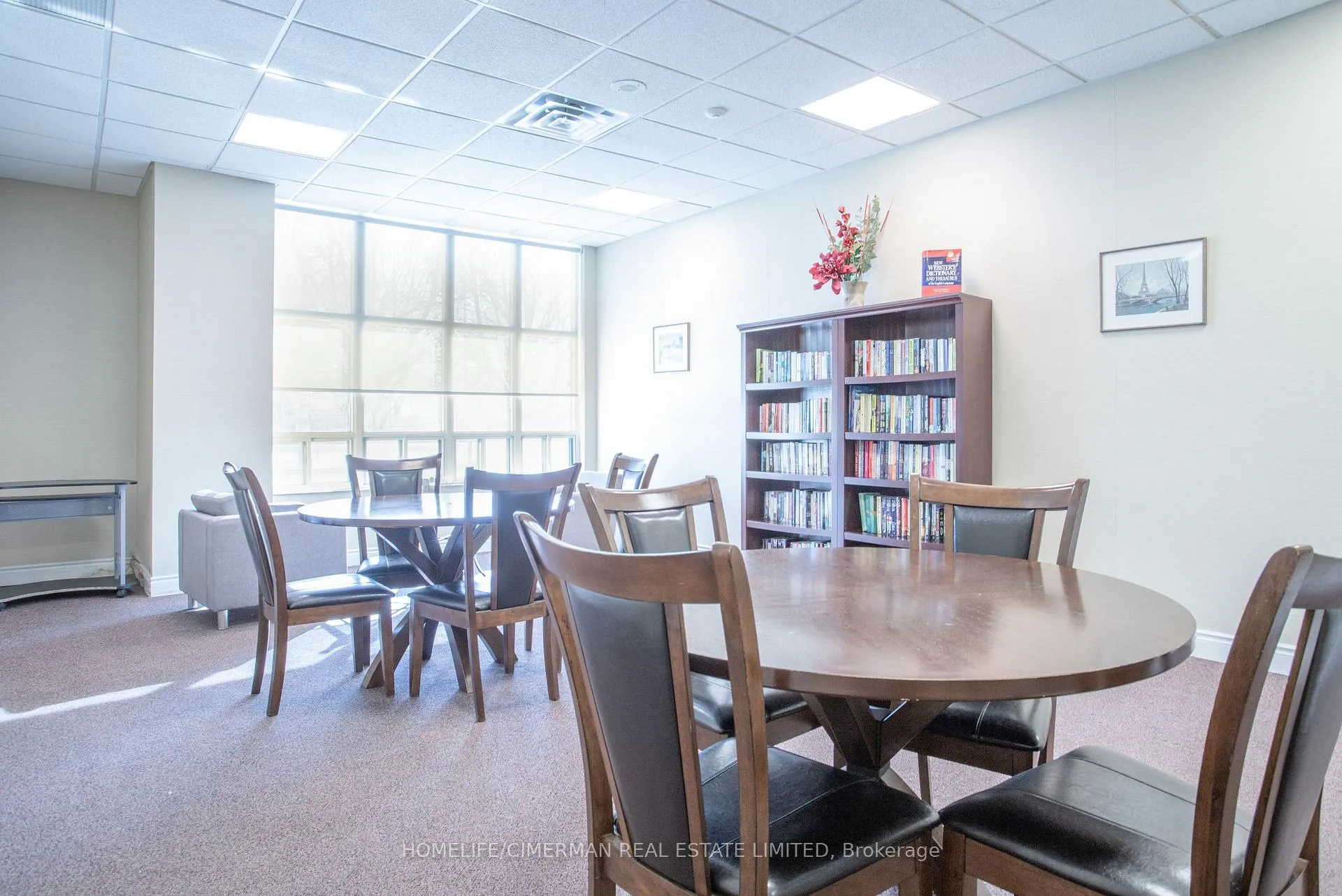 Photo 7 of Unit 702, 5 Emerald Lane, Vaughan, Crestwood-Springfarm-Yorkhill — HOMEH