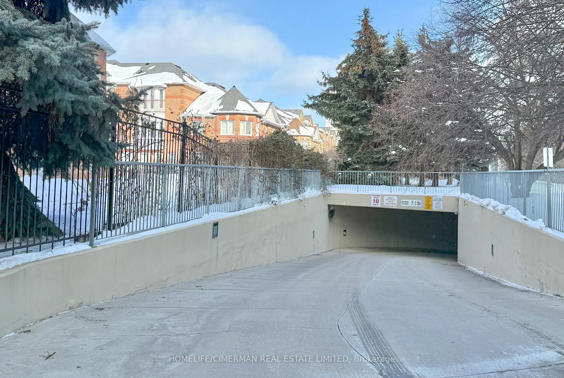 Photo 46 of Unit 702, 5 Emerald Lane, Vaughan, Crestwood-Springfarm-Yorkhill — HOMEH