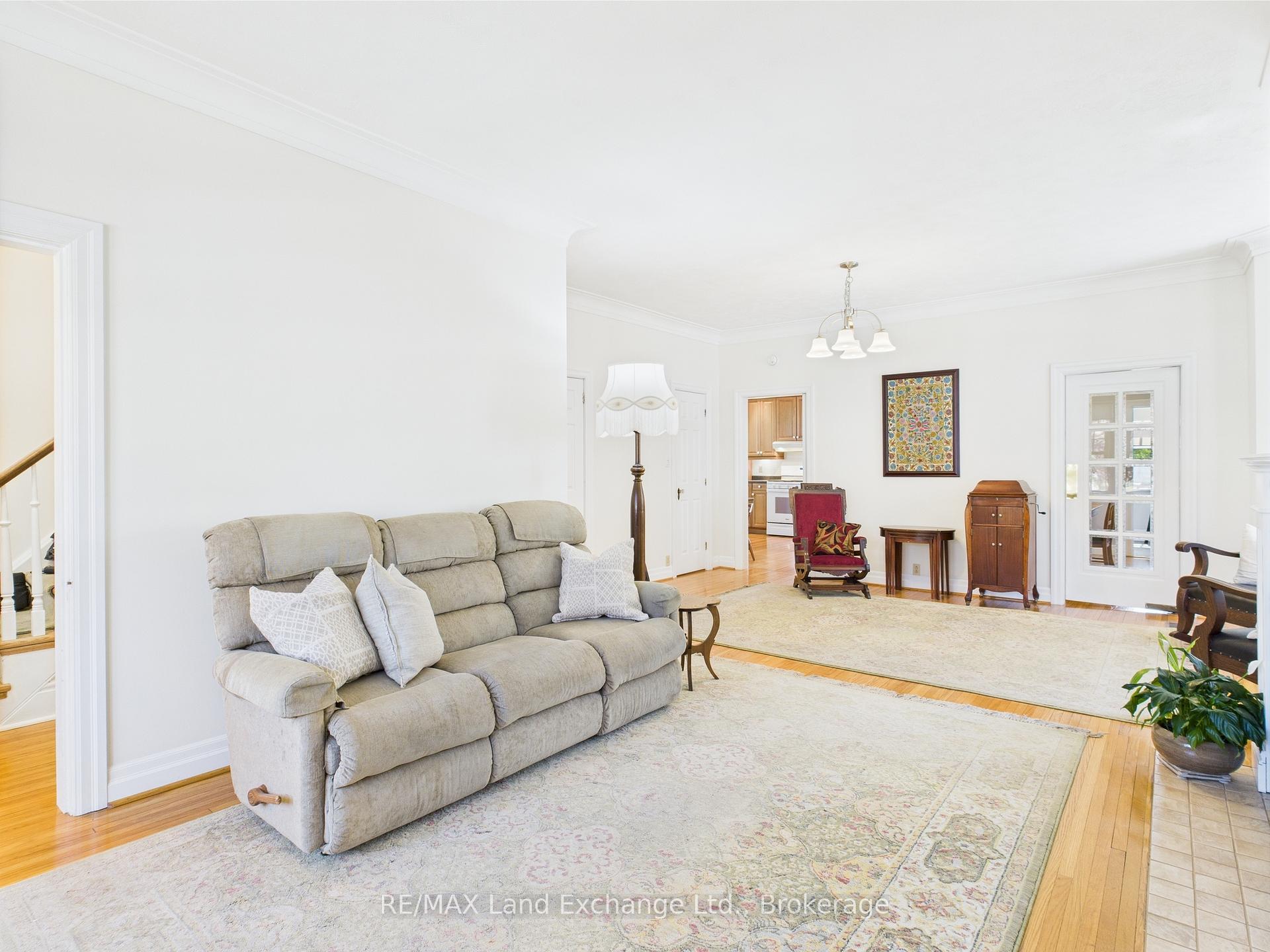 Photo 6 of 813 Princes Street N, Kincardine — HOMEH