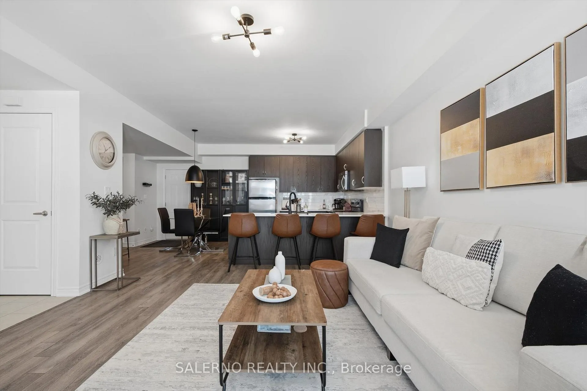 Photo 7 of Unit 7, 125 Kayla Crescent, Vaughan, Maple — HOMEH