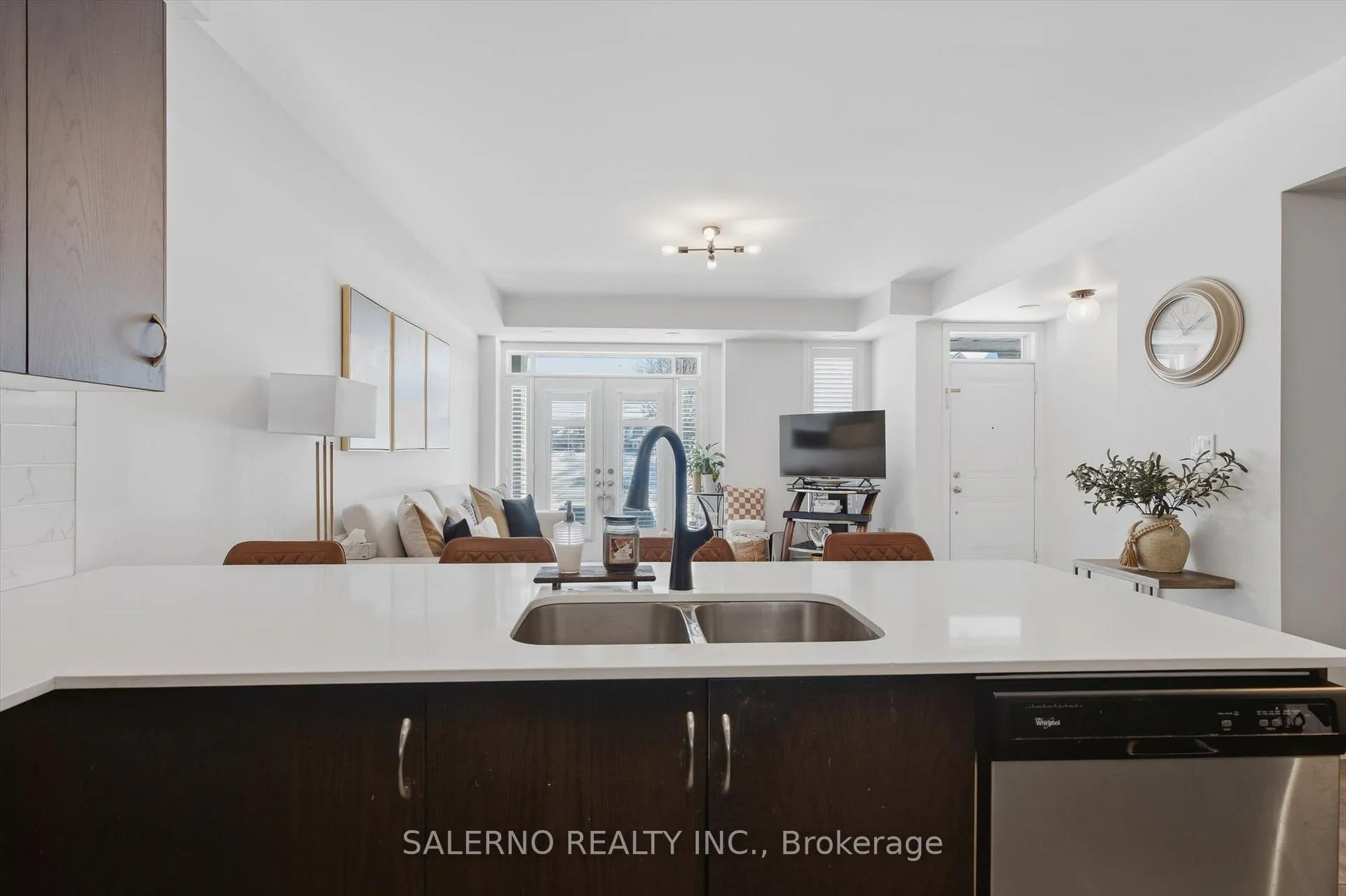 Photo 11 of Unit 7, 125 Kayla Crescent, Vaughan, Maple — HOMEH