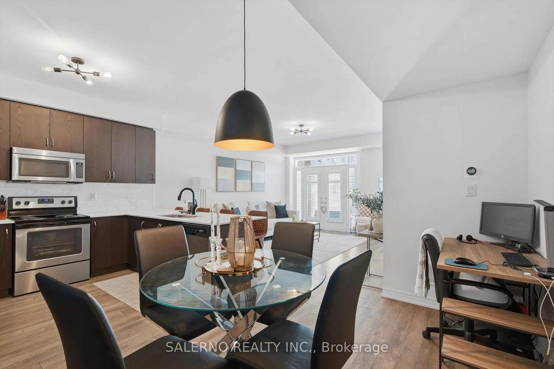 Photo 12 of Unit 7, 125 Kayla Crescent, Vaughan, Maple — HOMEH
