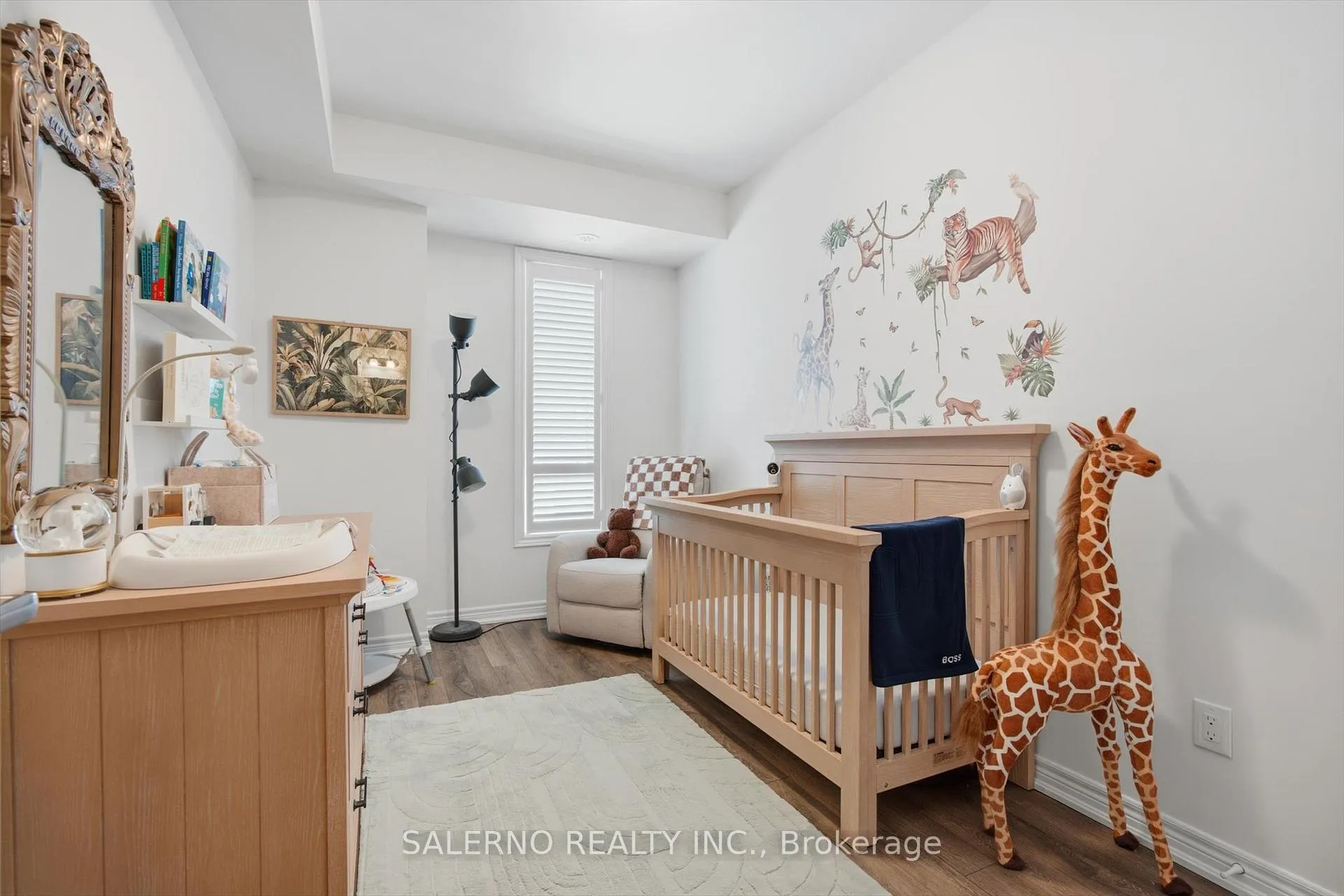 Photo 17 of Unit 7, 125 Kayla Crescent, Vaughan, Maple — HOMEH
