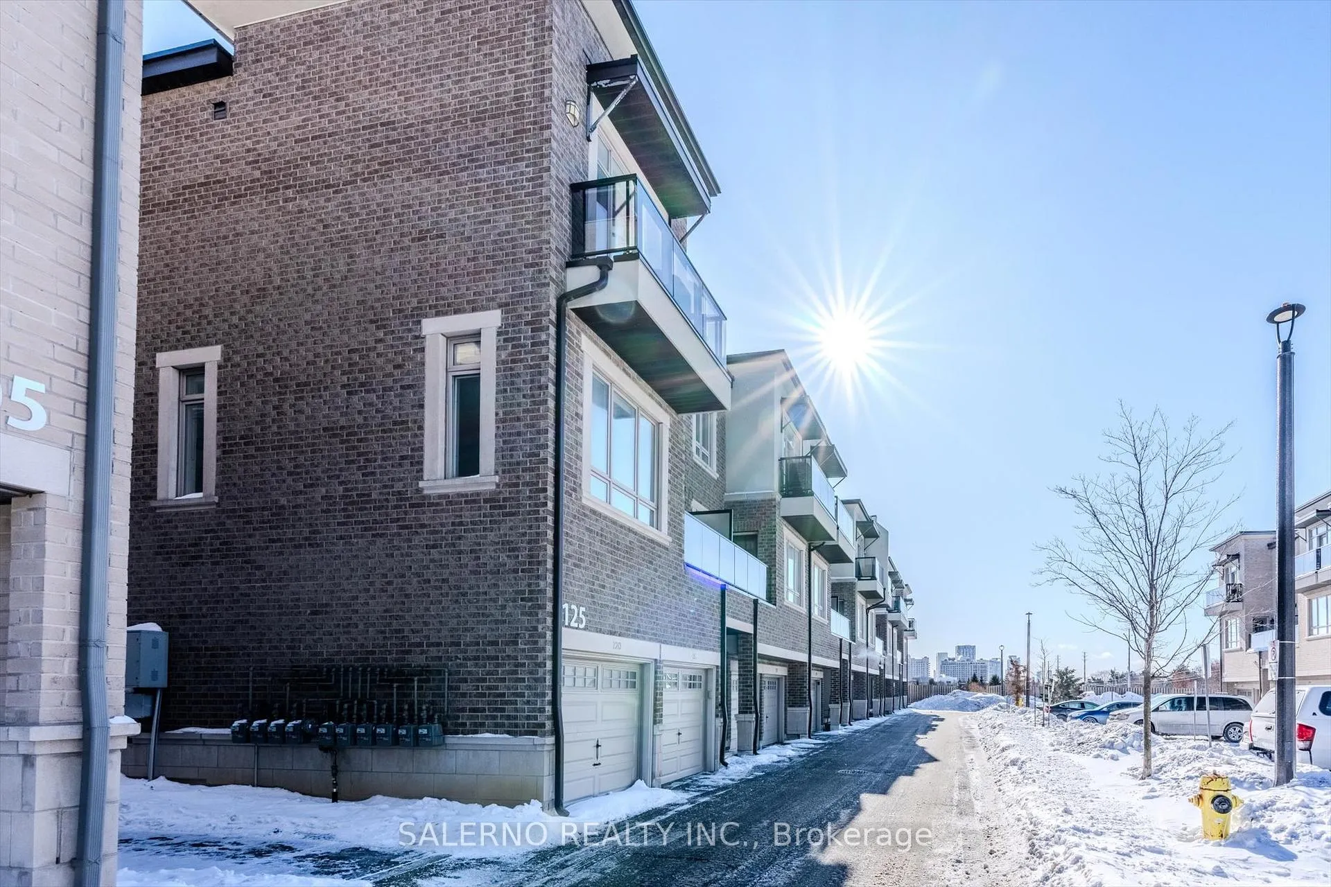 Photo 24 of Unit 7, 125 Kayla Crescent, Vaughan, Maple — HOMEH