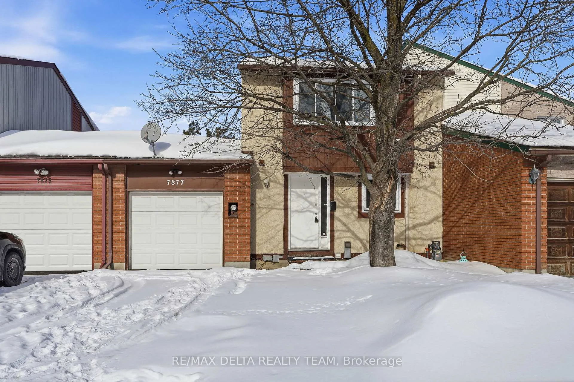 Front of 7877 Jeanne D'arc Boulevard N