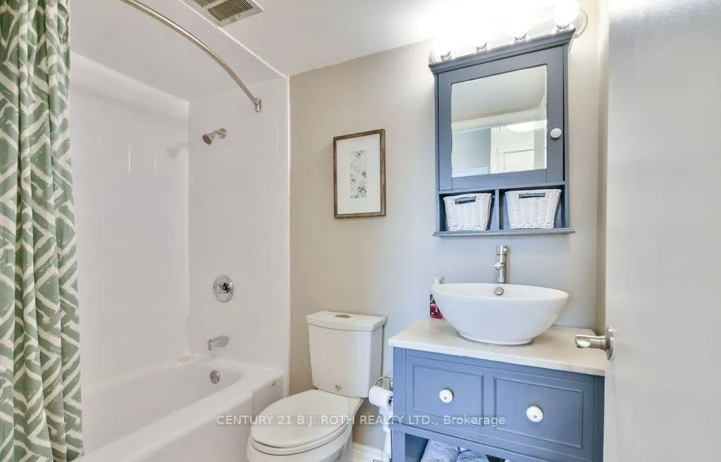 Photo 17 of Unit 405, 181 Collier Street, Barrie, North Shore — HOMEH