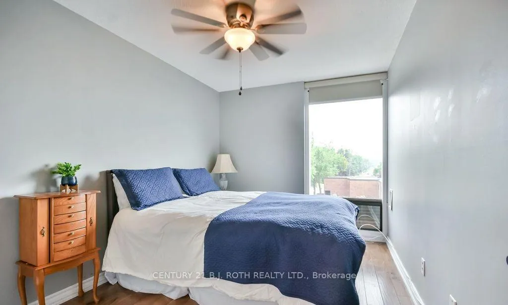 Photo 21 of Unit 405, 181 Collier Street, Barrie, North Shore — HOMEH