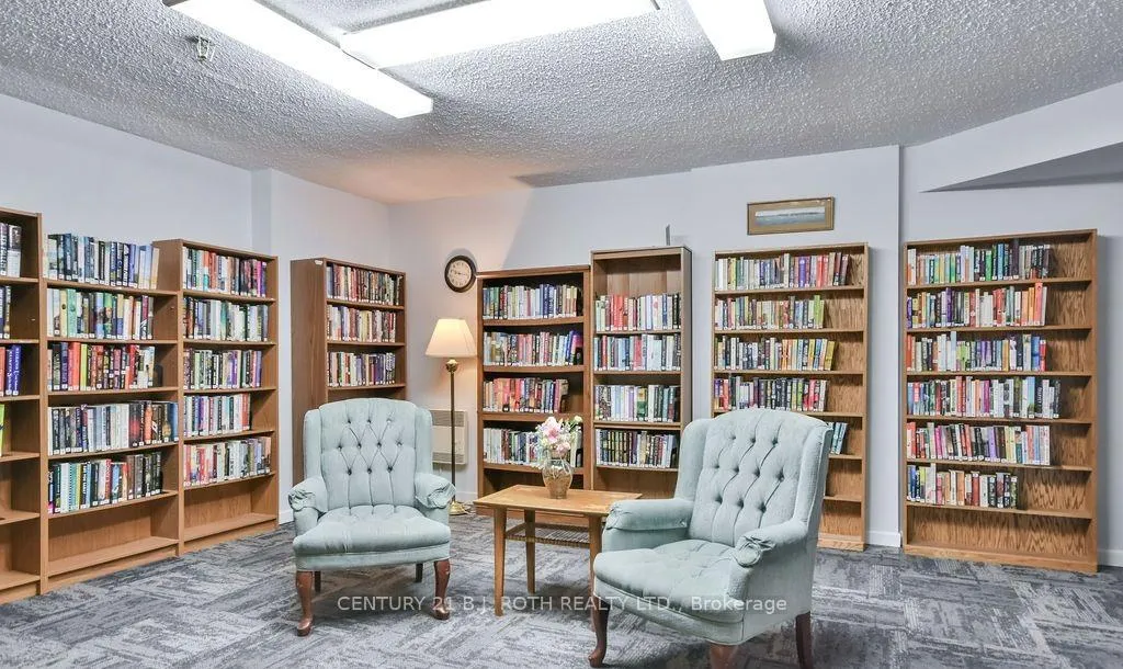 Photo 31 of Unit 405, 181 Collier Street, Barrie, North Shore — HOMEH