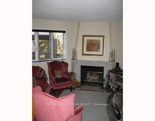 Photo 2 of 3466 Wyman Crescent, Ottawa, Windsor Park Village — HOMEH