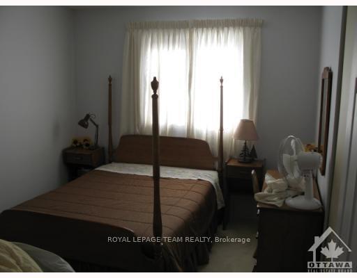 Photo 5 of 3466 Wyman Crescent, Ottawa, Windsor Park Village — HOMEH
