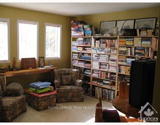 Photo 7 of 3466 Wyman Crescent, Ottawa, Windsor Park Village — HOMEH